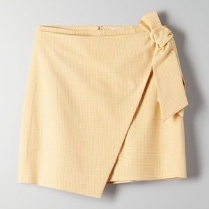Aritzia Wilfred Dorine Skirt, Size 10, Yellow & White Check